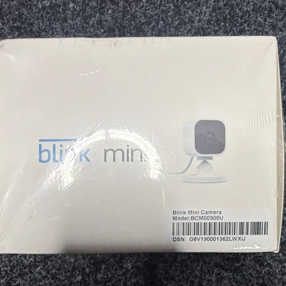 Blink Mini HD Indoor Wi-Fi Camera Motion Detection Two-Way Audio Alexa White